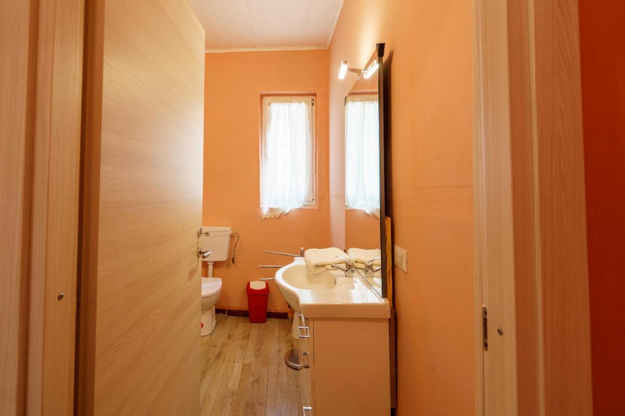 The Orange Housing In 코모 외부 사진