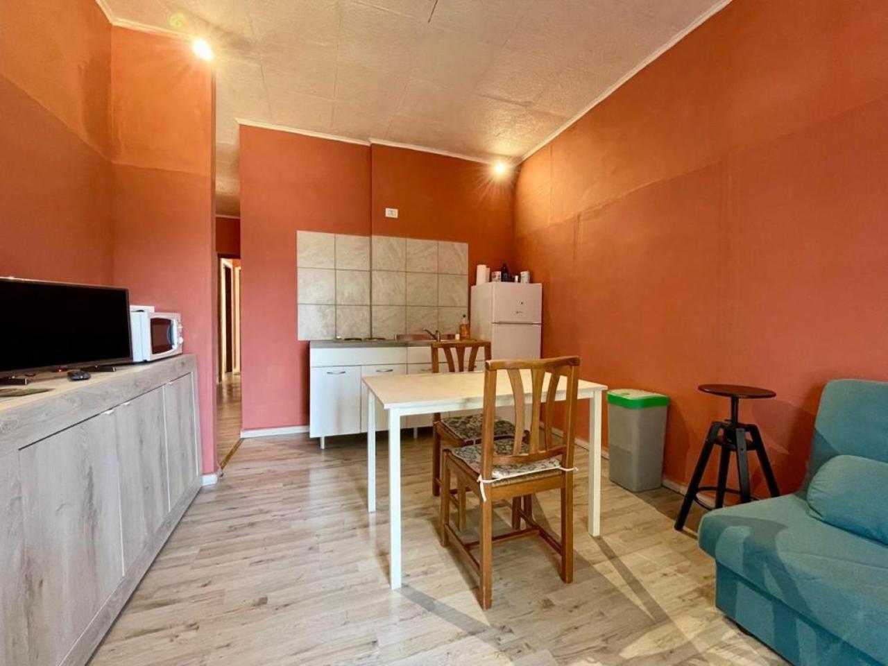 The Orange Housing In 코모 외부 사진